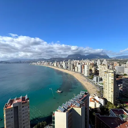 Don Miguel Ii - 3 Bedrooms & Big Terrace アパート